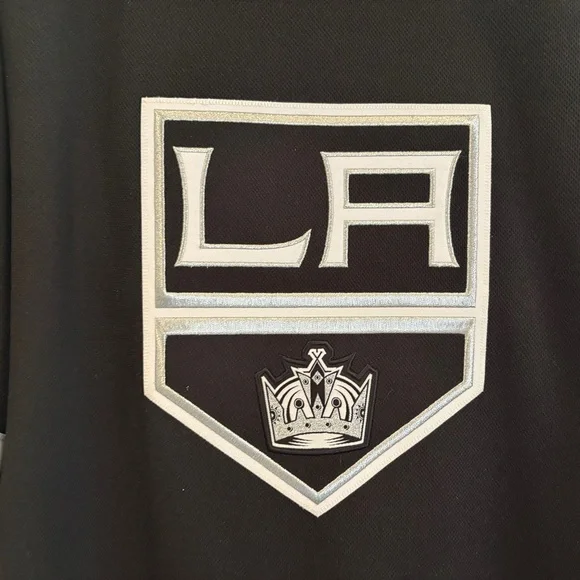 Adidas LA KINGS NHL Jersey - Picture 7 of 7